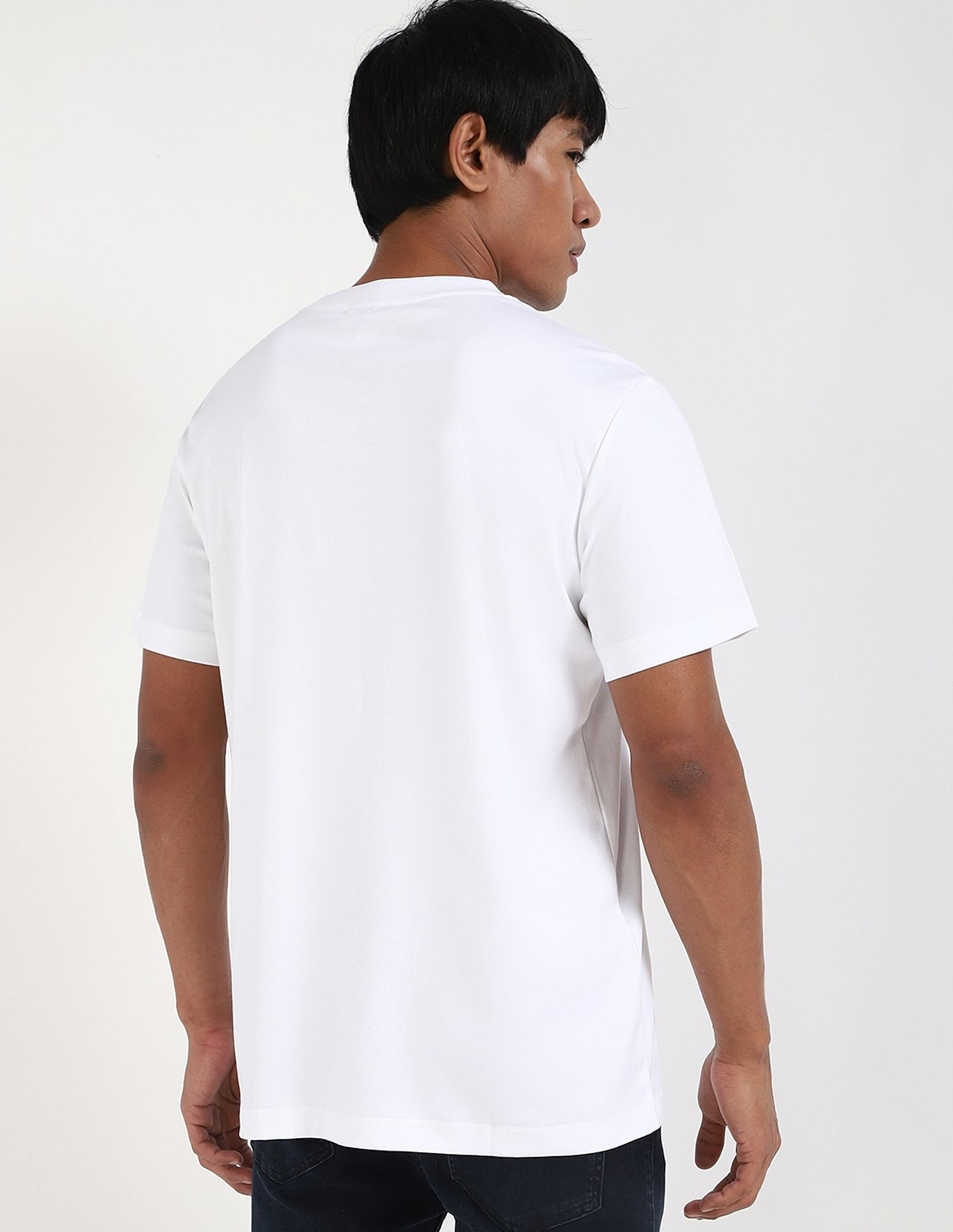 Calvin Klein Jeans Solid Regular-Fit Cotton T Shirt