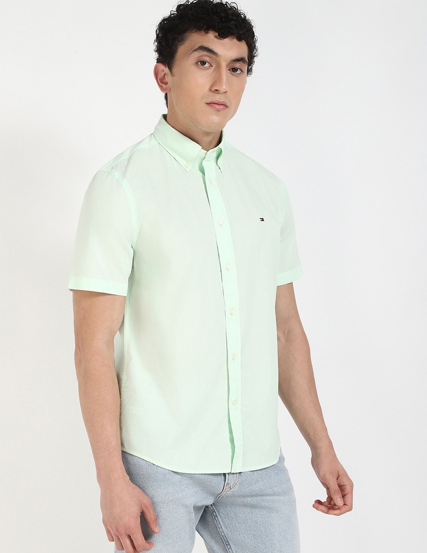 Tommy Hilfiger Solid Regular-Fit Poplin Woven Shirt