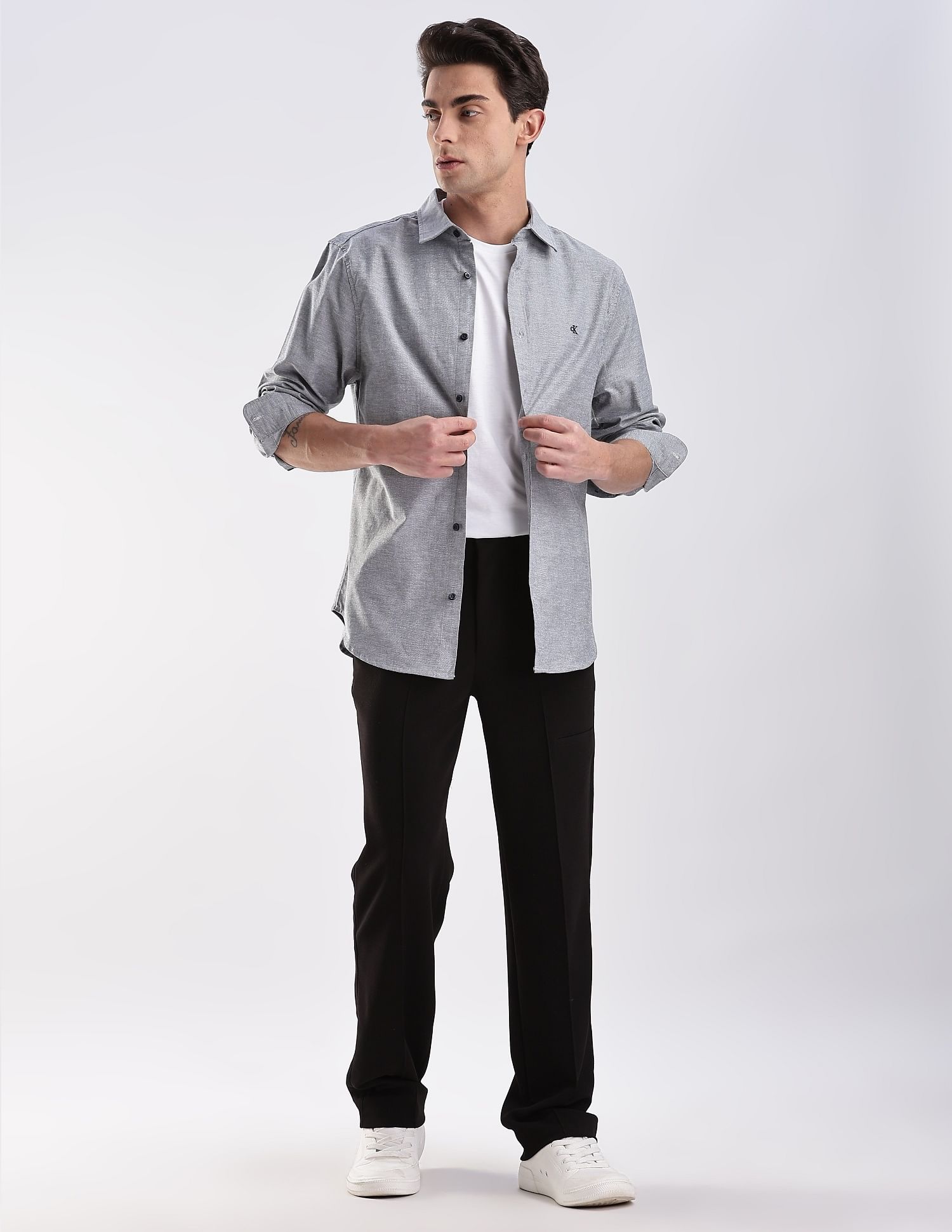 Calvin Klein Jeans Solid Regular Fit Oxford Woven Shirt