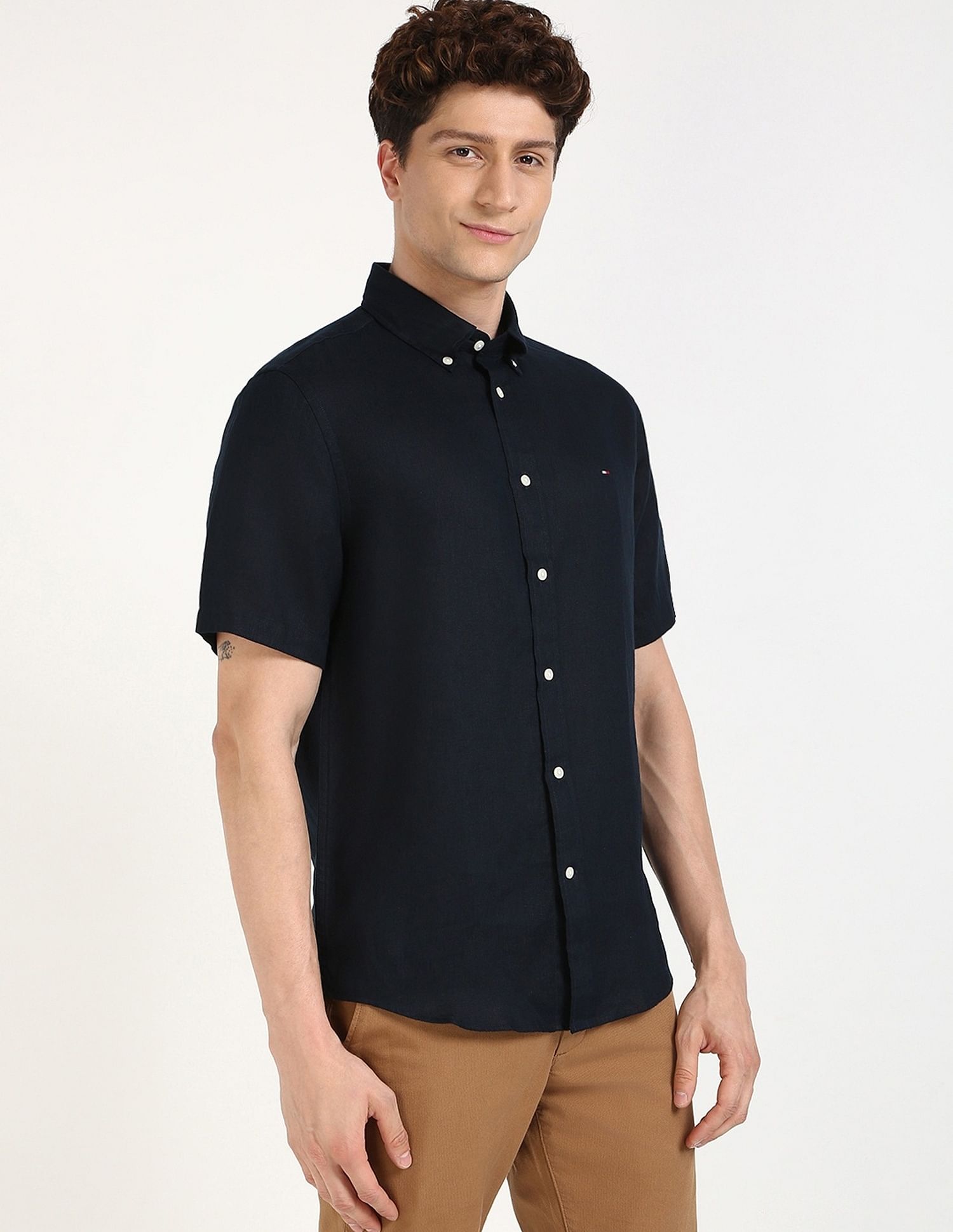 Tommy Hilfiger Solid Regular-Fit Linen Shirt