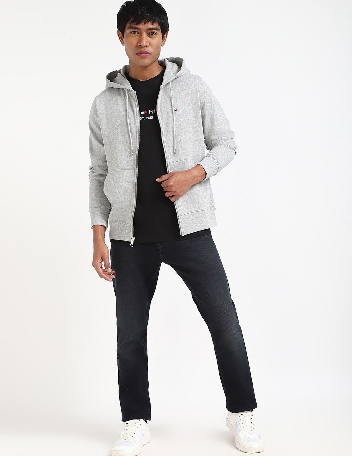 Tommy Hilfiger Solid Regular-Fit Cotton Hodded Sweatshirt