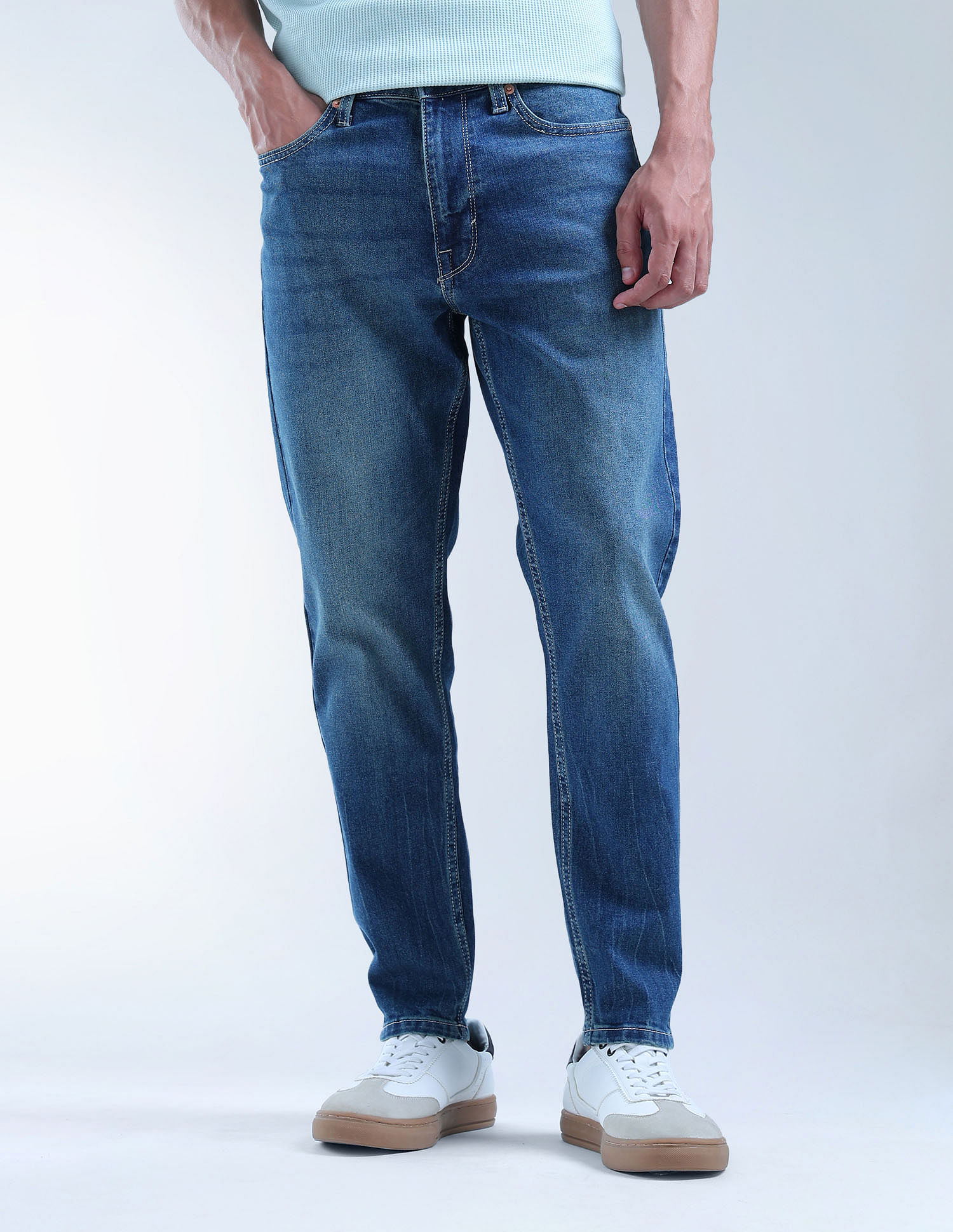 Flying Machine Mankle Relaxed Tapered Fit Mrtf Jeans