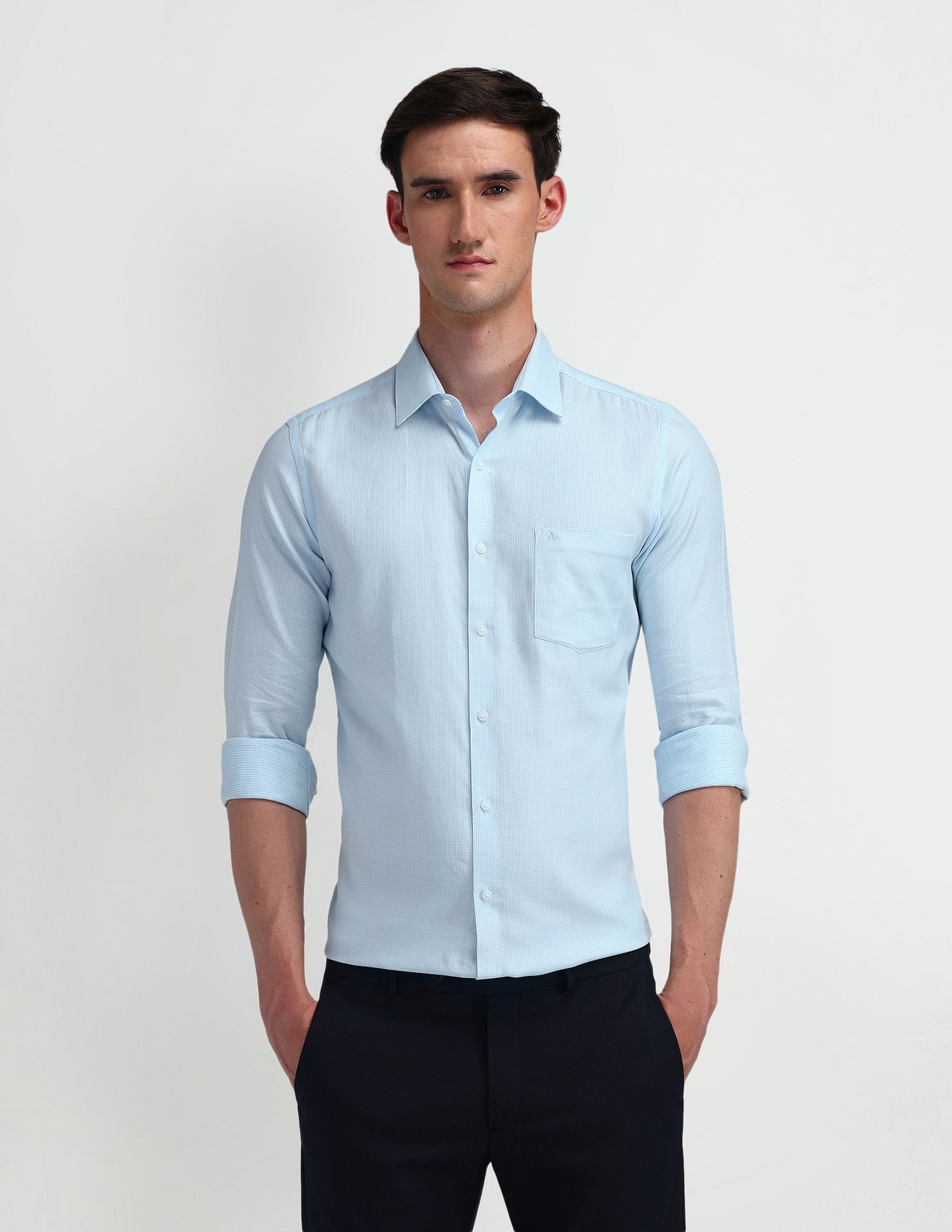 Arrow Manhattan Slim Fit Vertical Striped Shirt