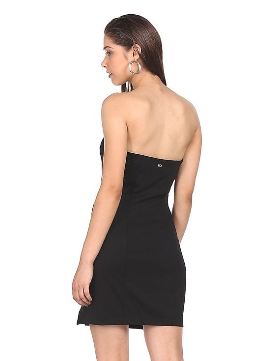 Buy Tommy Hilfiger Women Black Signature Embroidered Bodycon Dress - NNNOW.com Buy Tommy Hilfiger Women Black Signature Embroidered Bodycon Dress - NNNOW.com