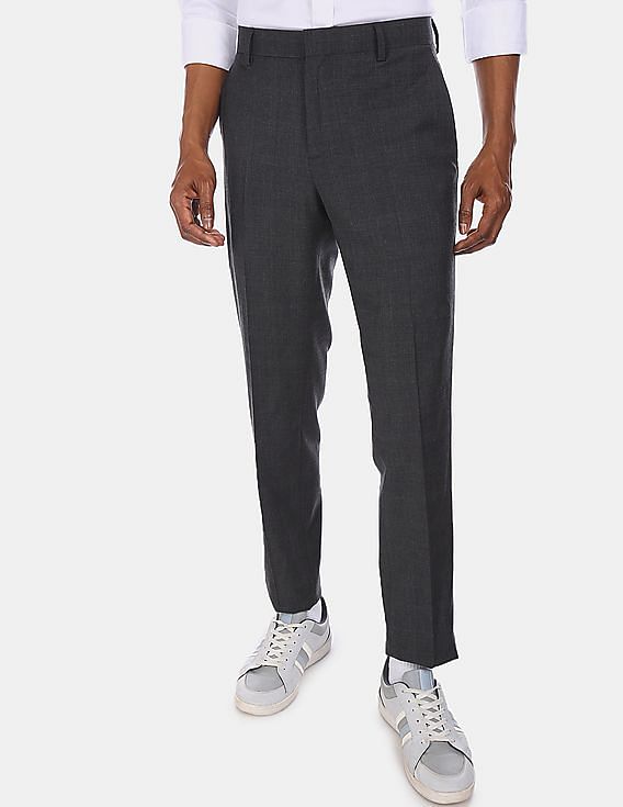 Canvas Men Light Weight Comfortable Breathable Casual Wear Plain Black  Trouser at Best Price in Lucknow  Flexarmor International Pvt Ltd