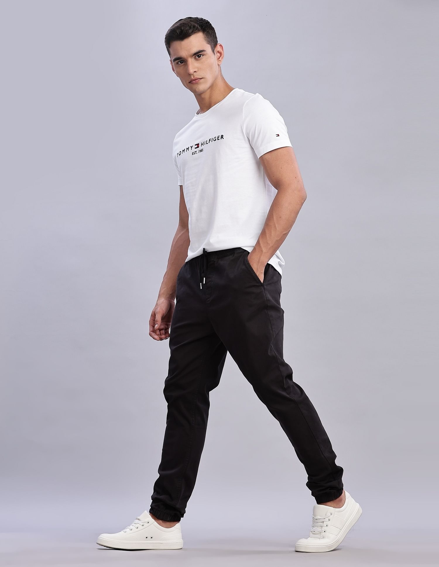 Tommy Hilfiger Mens White Logo T-Shirt