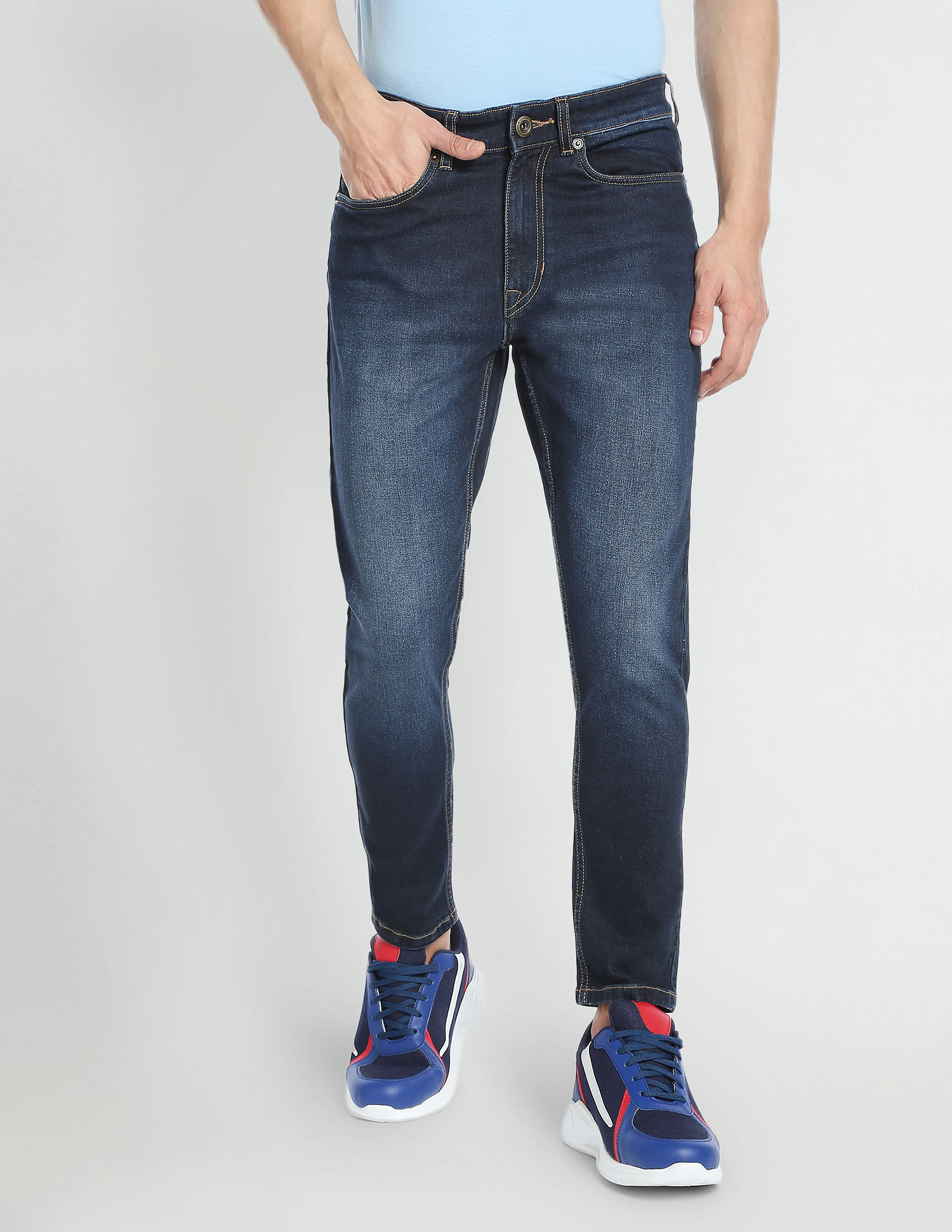 Flying Machine Mankle Relax Tapered Mid Rise Jeans