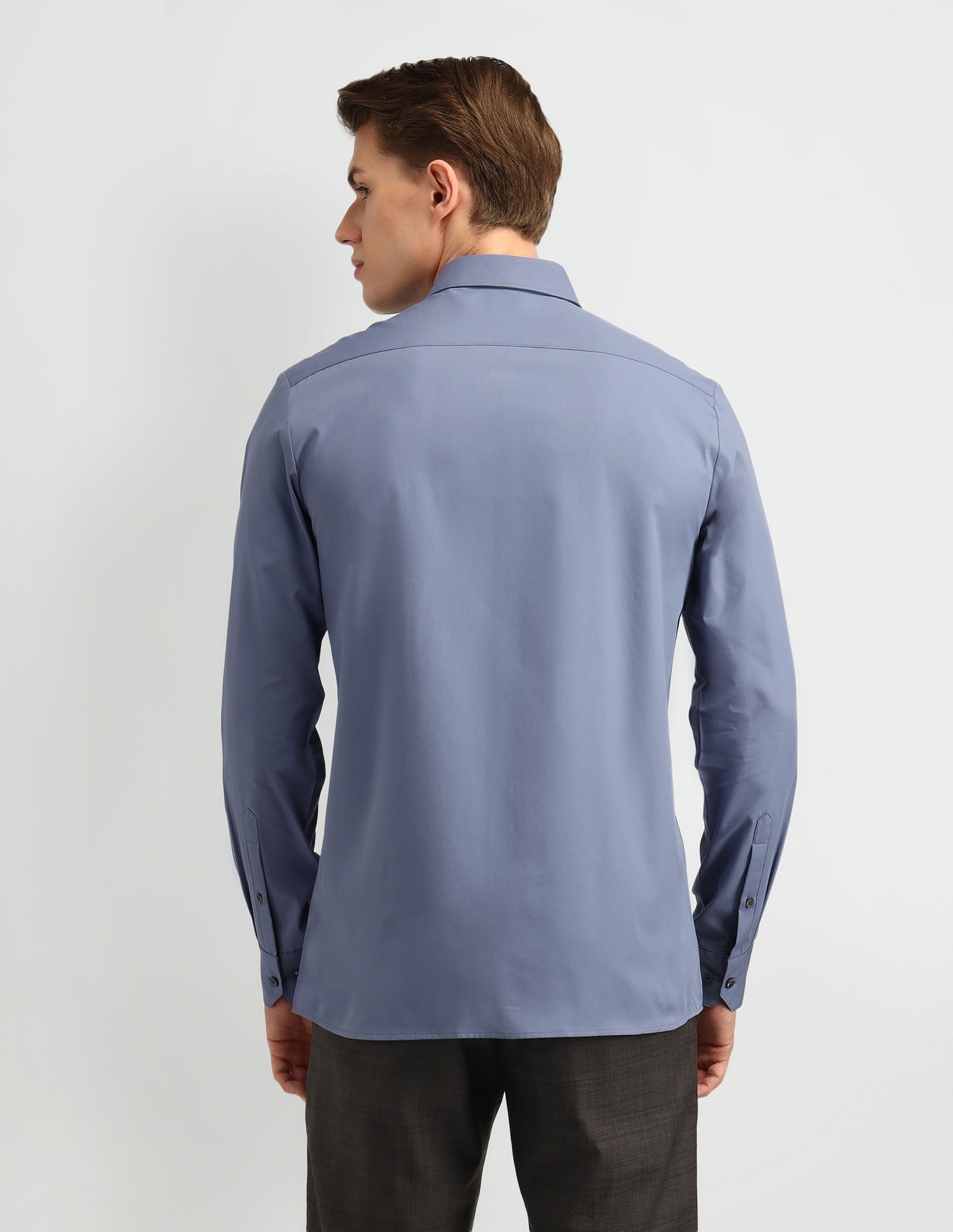Arrow Slim Fit Solid Pattern Shirt