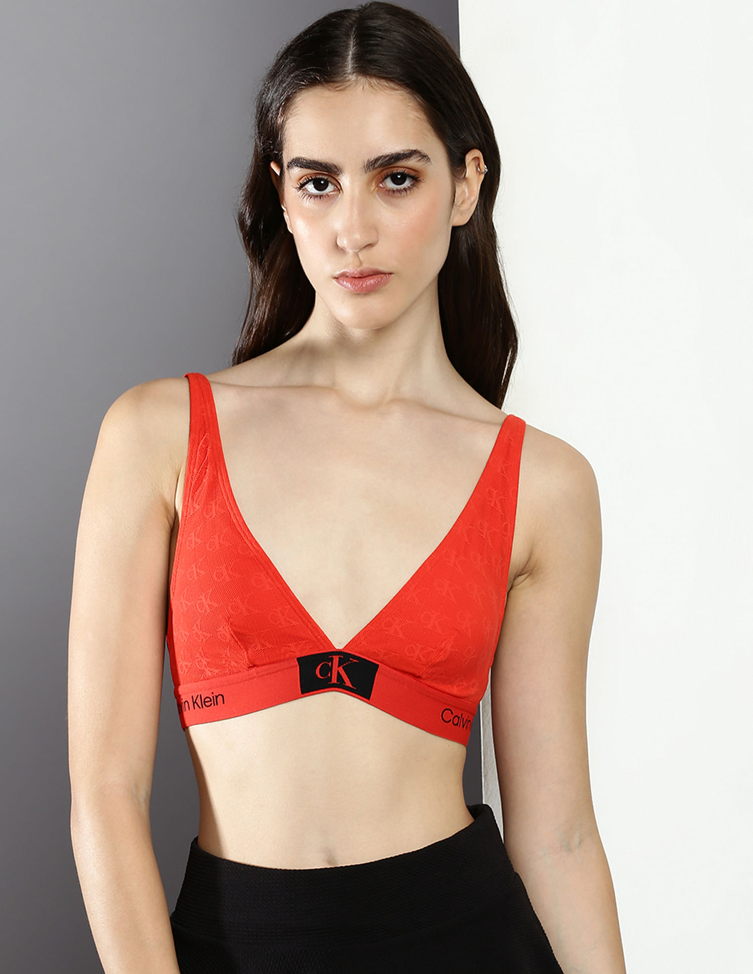 Buy Calvin Klein Underwear Light Lined Triangle Mesh Plunge Bra - NNNOW.com