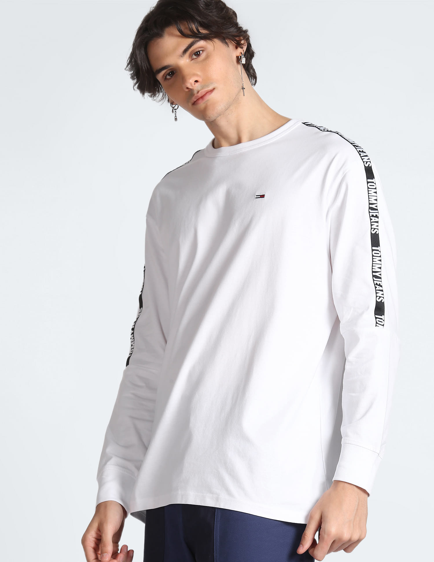 Nnnow Tommy Jeans Tape Crew Sweatshirt Buy Tommy Hilfiger Cotton