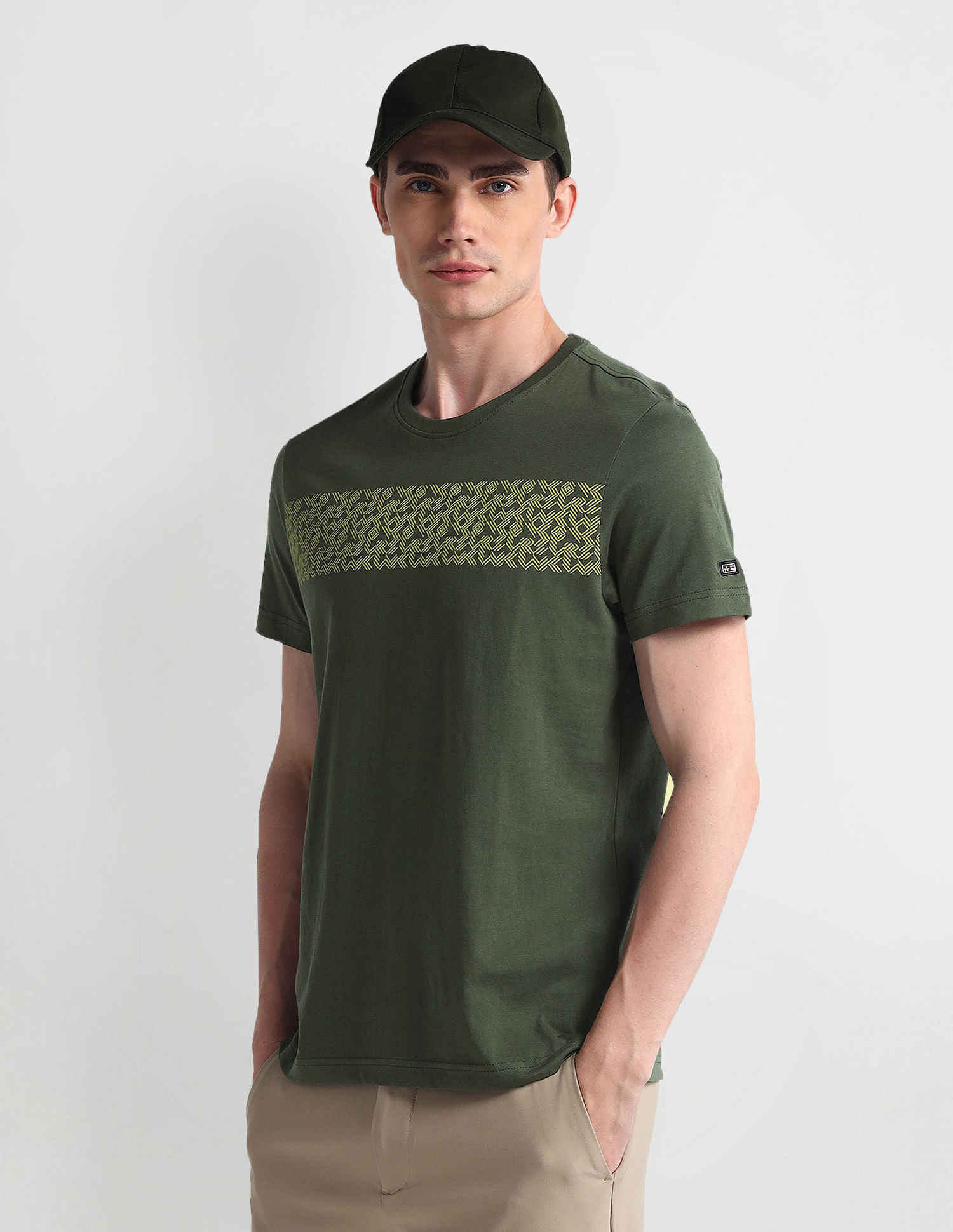 Arrow Sport Short Sleeve Geometric Print T-Shirt
