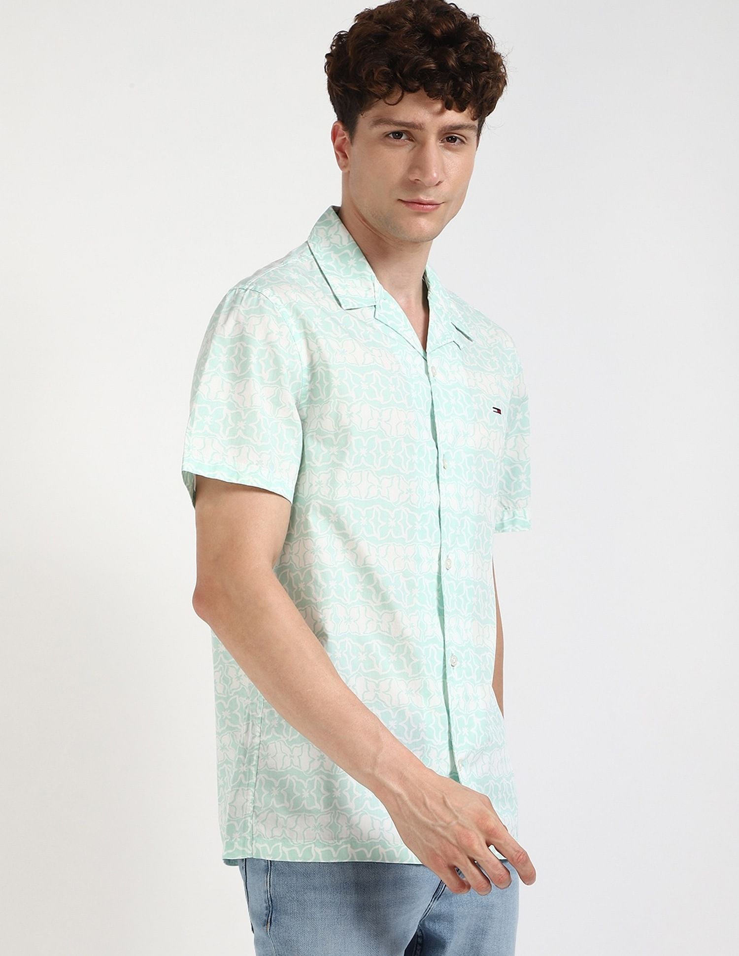 Tommy Hilfiger Printed Regular-Fit Woven Shirt