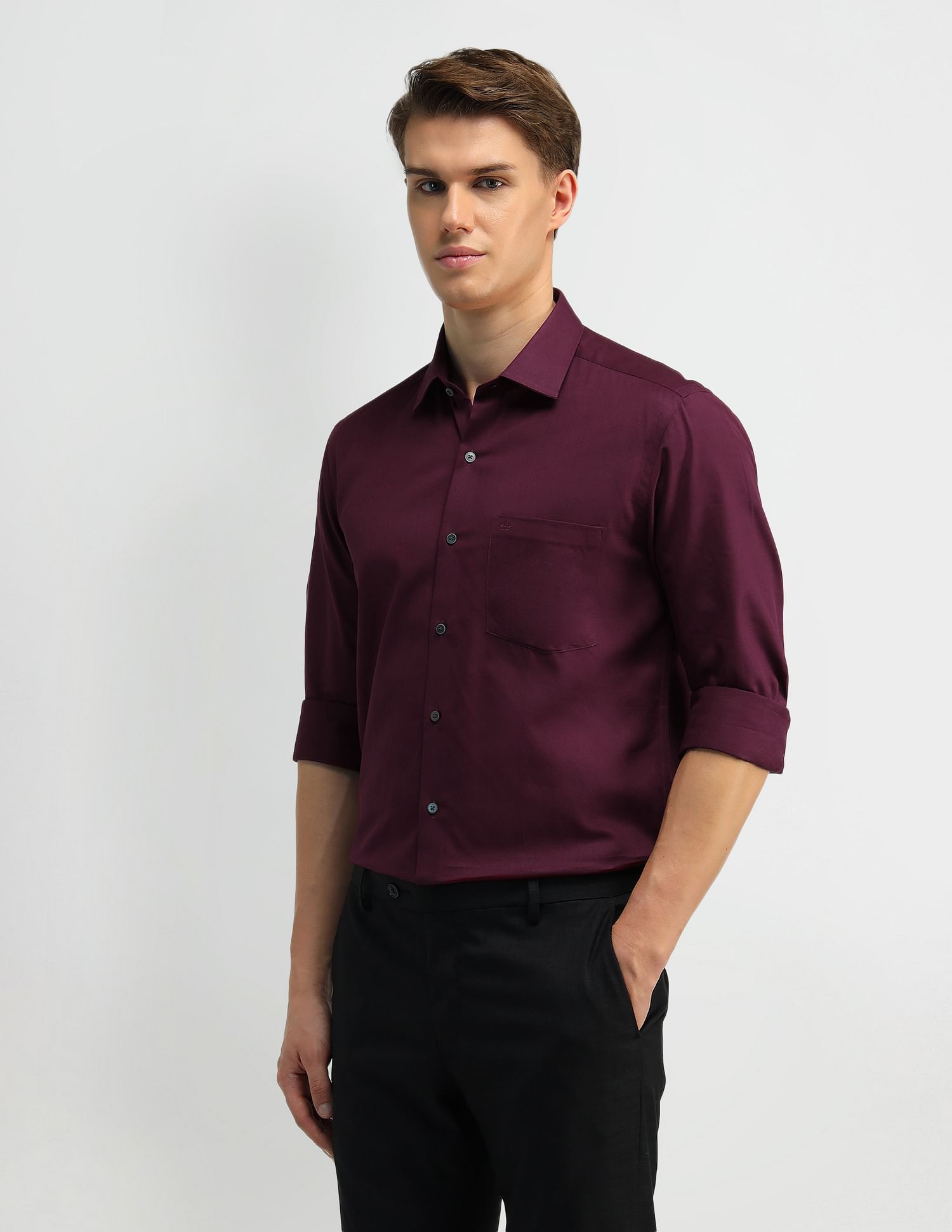 Arrow Manhattan Slim Fit Cotton Shirt