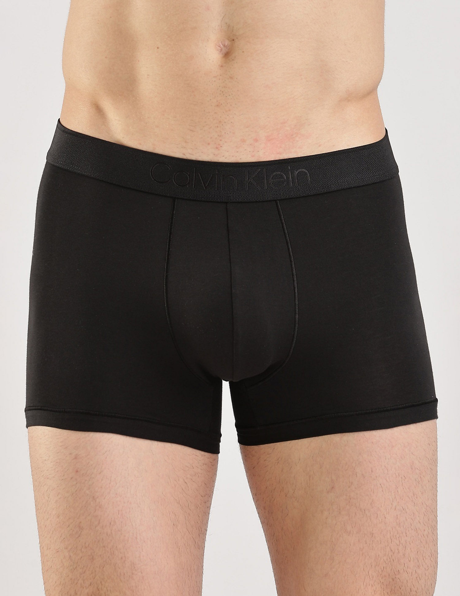 Calvin Klein Underwear Black Solid Mid Rise Trunk