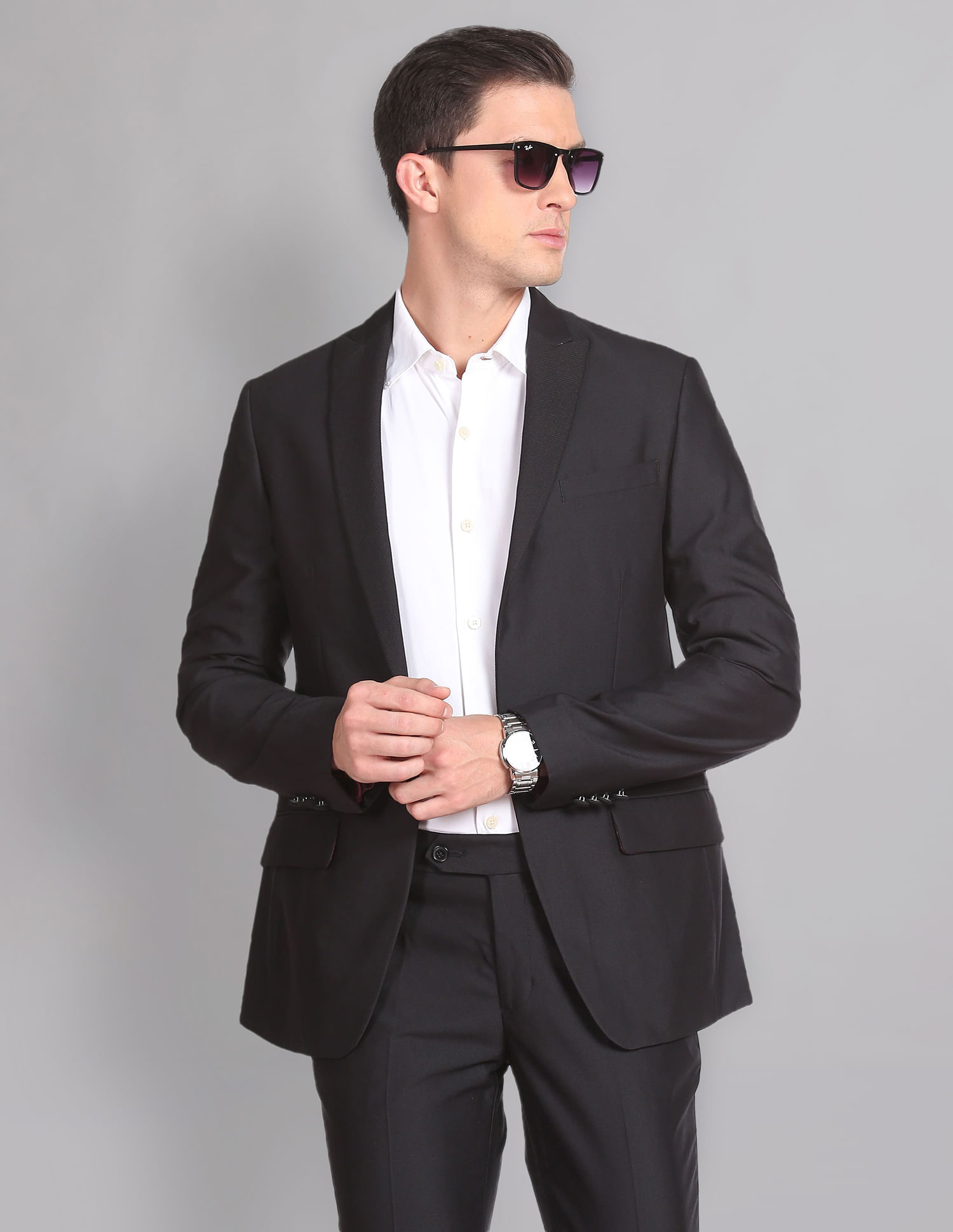 Peak Lapel Different Types Of Blazer Collars Navy Peak Lapel SPIER