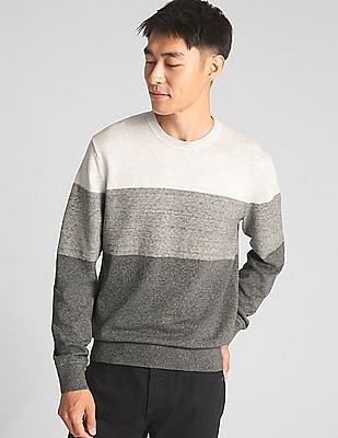 gap crewneck pullover sweater