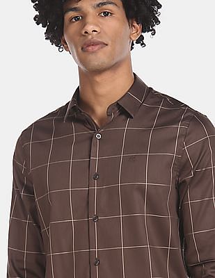 Buy Calvin Klein Men Brown Slim Fit Satin Windowpane Check Casual Shirt -  