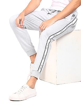 grey mid rise solid track pant