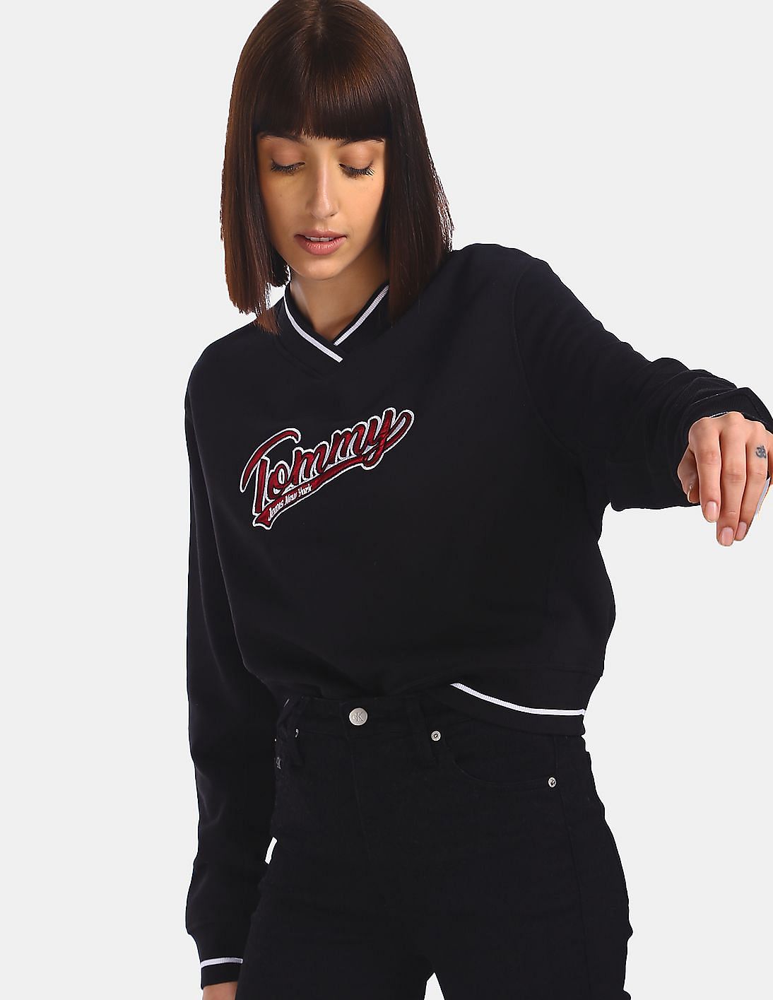 Buy Tommy Hilfiger Women Black V-Neck Appliqued Logo Sweatshirt - NNNOW.com