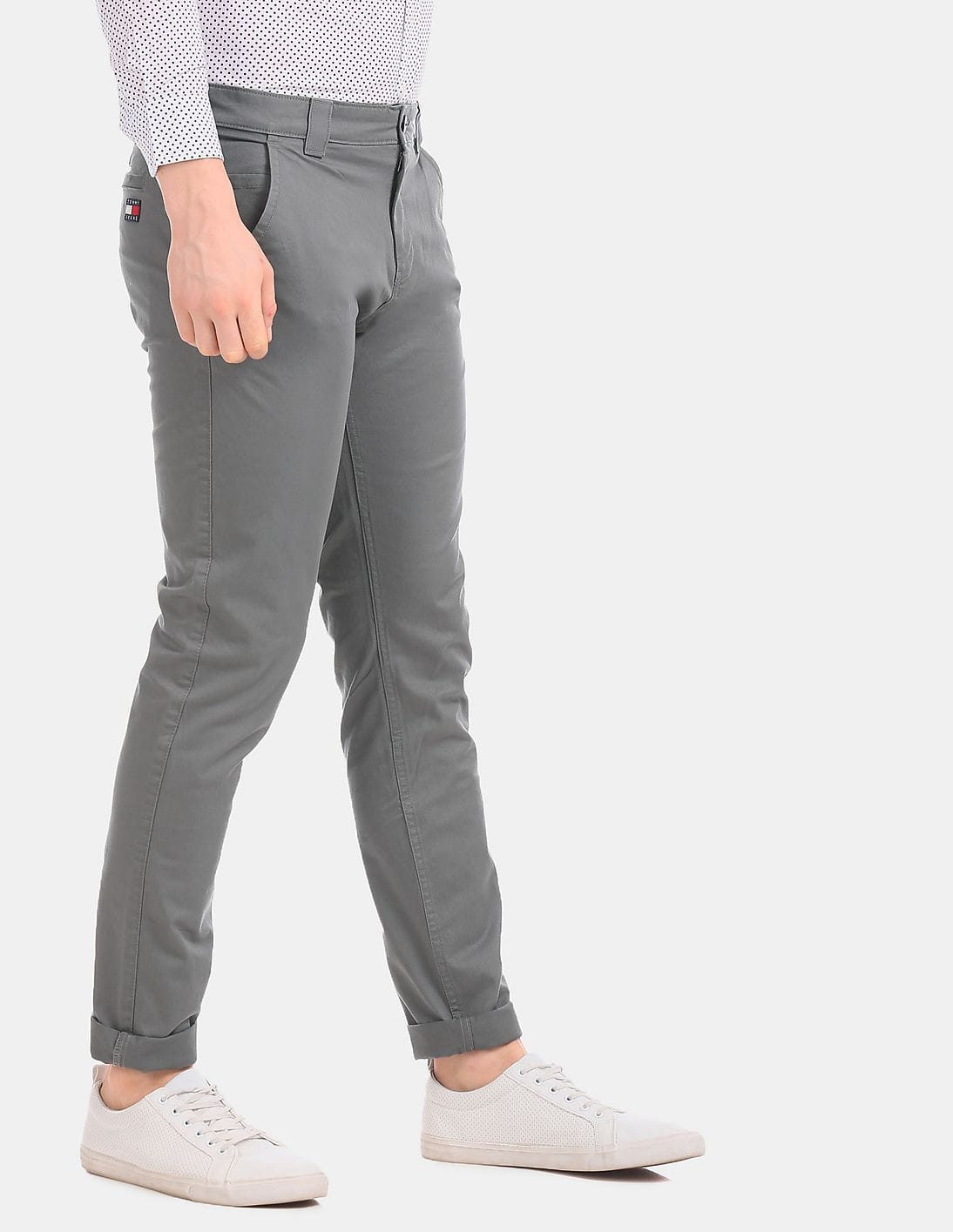 Buy Tommy Hilfiger Men Grey Straight Fit Solid Chinos - NNNOW.com