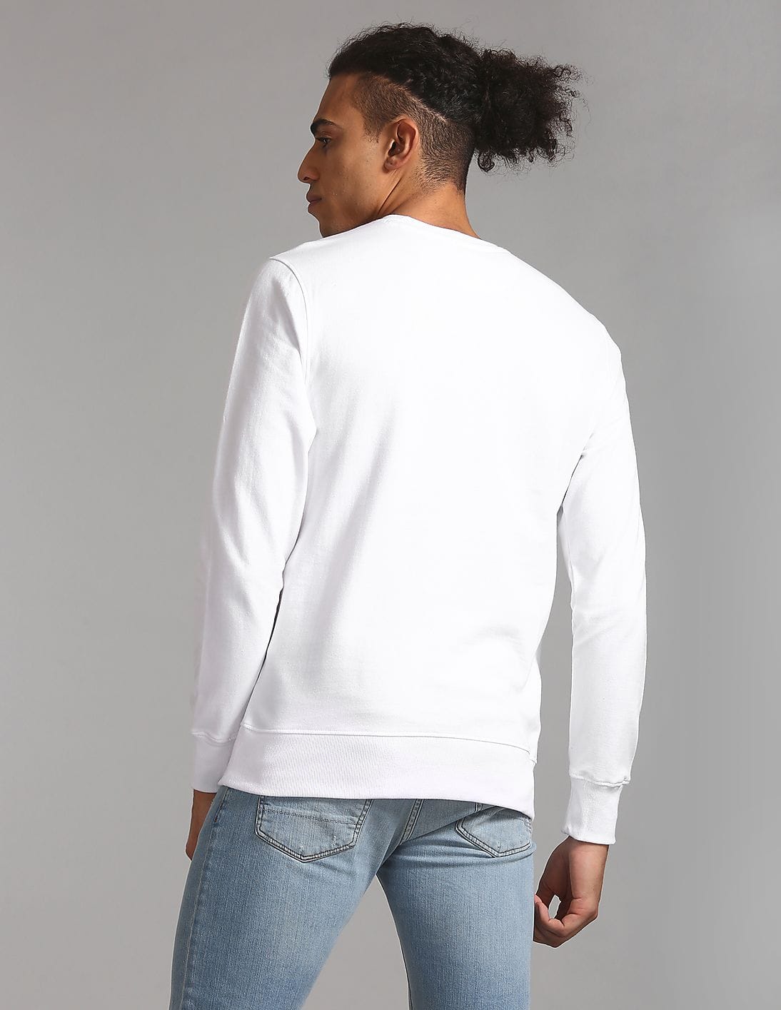Buy GAP Men Men White Full Sleeve Printed Sweatshirt - NNNOW.com