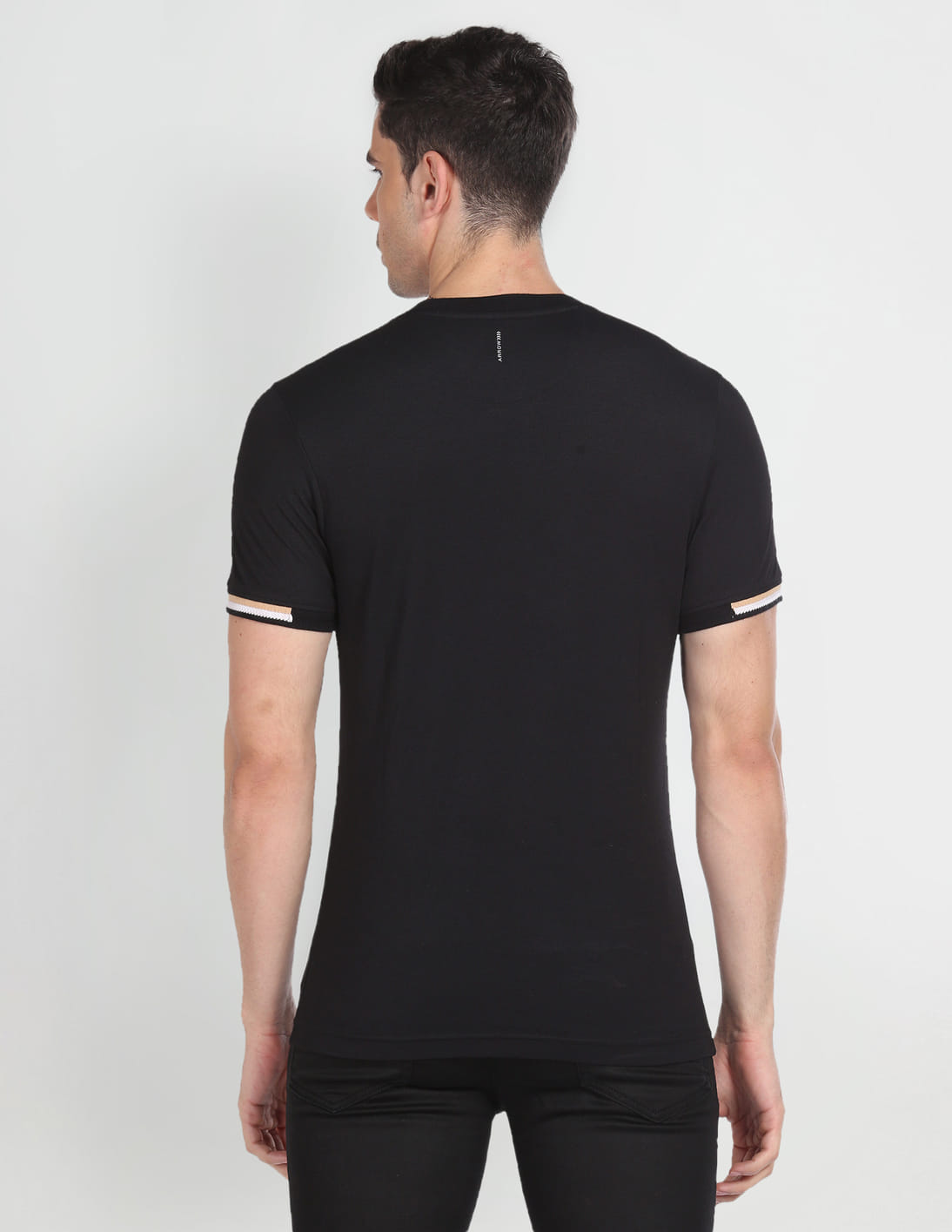 Buy Arrow Newyork Crew Neck Logo Badge T-Shirt - NNNOW.com 