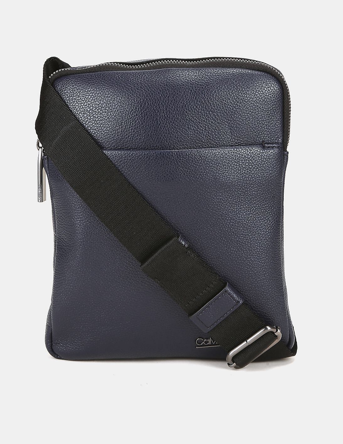 Buy Calvin Klein Men Navy Textured Flat Crossover Bag - NNNOW.com