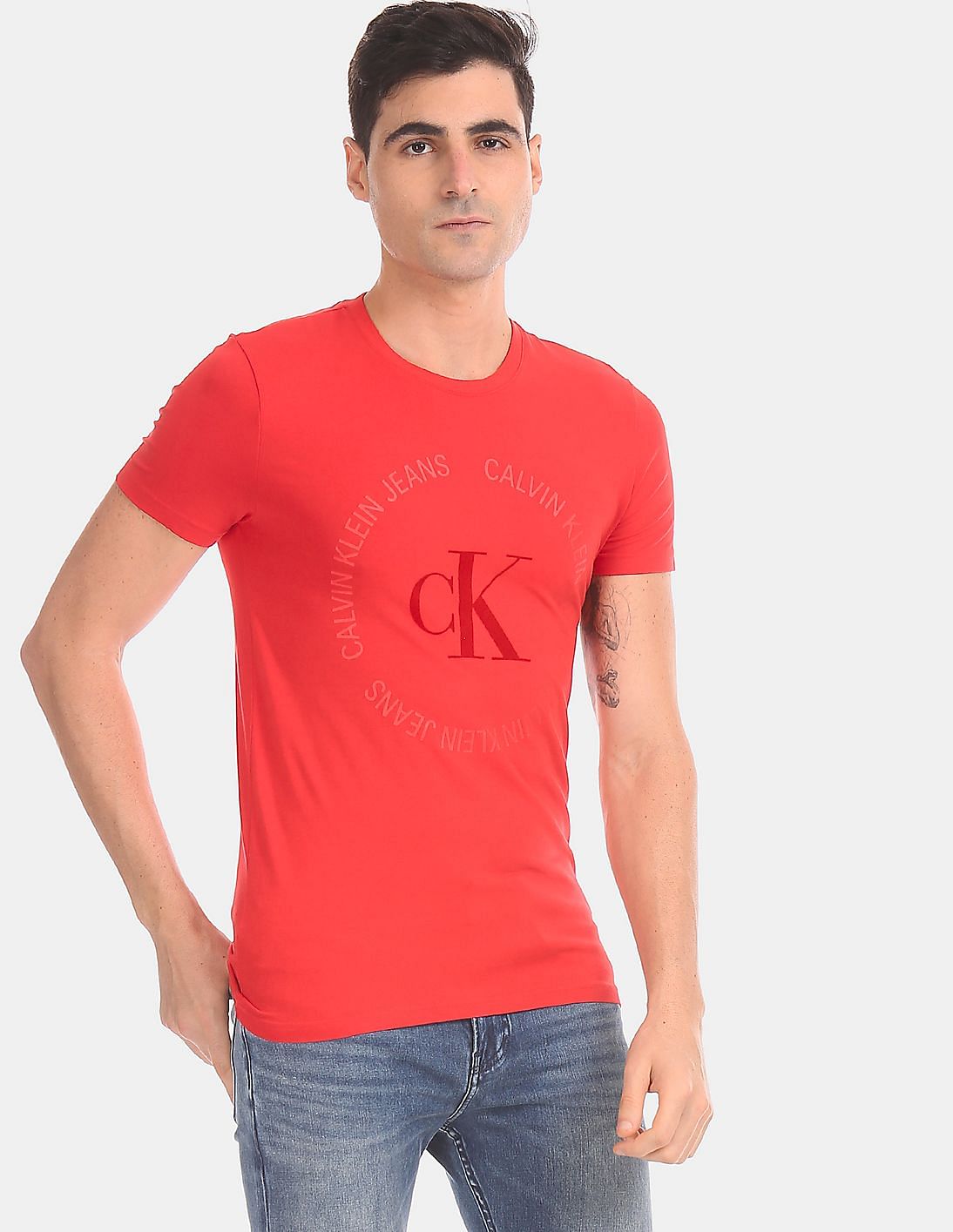 Buy Calvin Klein Men Red Slim Fit Monogram T-Shirt - NNNOW.com