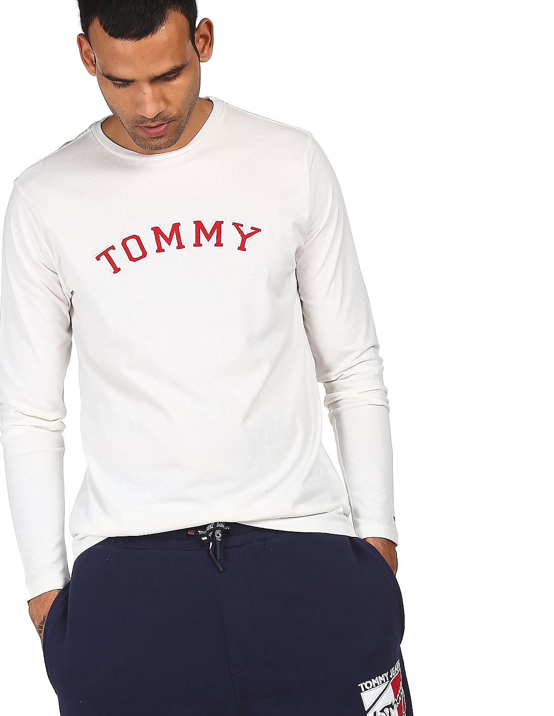 tommy jeans white long sleeve t shirt