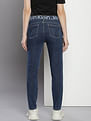 Calvin Klein Body Fit Ankle Length Jeans