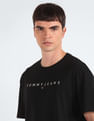 Tommy Hilfiger Regular Fit Linear Logo T-Shirt