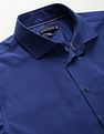 Tommy Hilfiger Cutaway Collar Solid Shirt